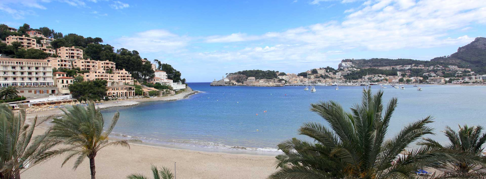 Blick auf den Hafen von Sóller